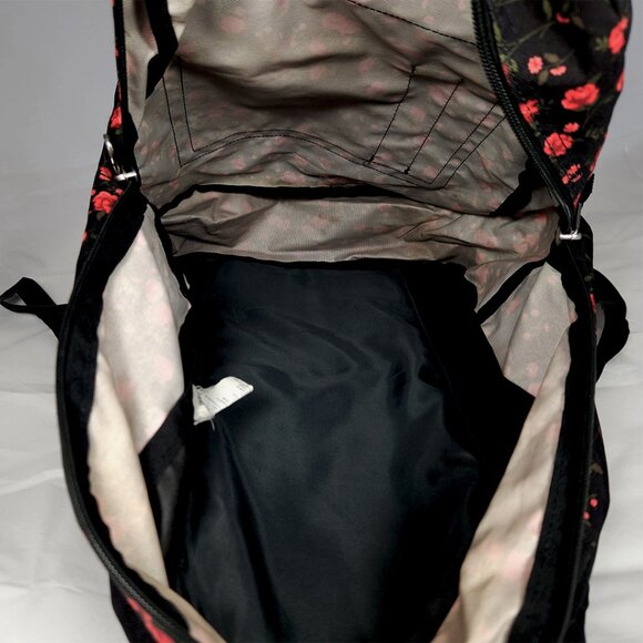 Jansport Floral Black Backpack with Red Roses | Stylish & Durable - Picture 6 of 8